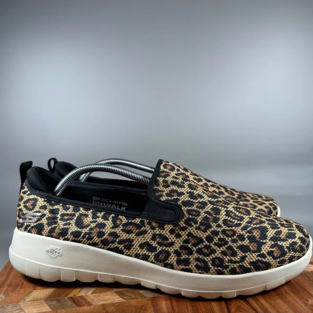Skechers GoWalk Joy Leopard Print Slip On Walking Shoes 124097 Womens 13